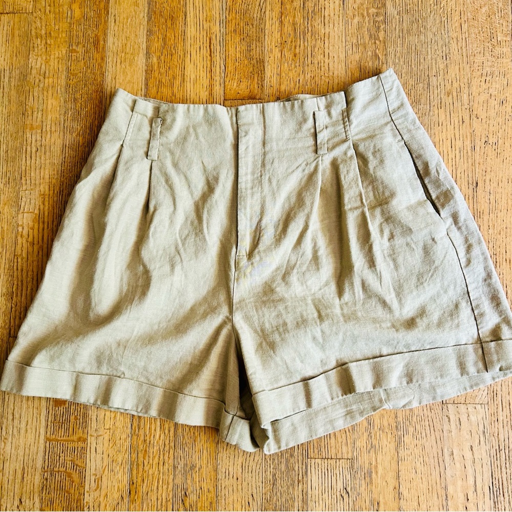 On 34th Beige Natural Linen Blend High Pleated Cuffed Mom Shorts, size Large